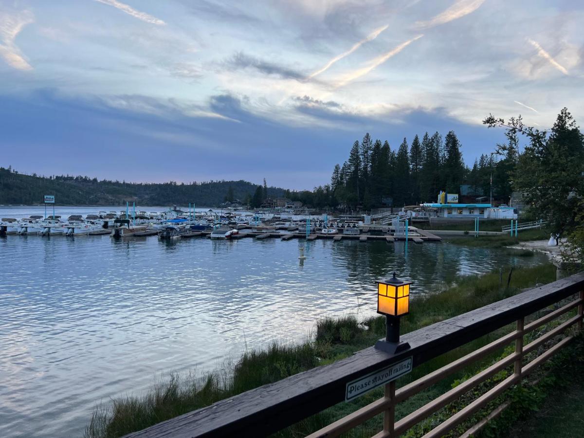 The Pines Resort & Conference Center Bass Lake Exteriér fotografie