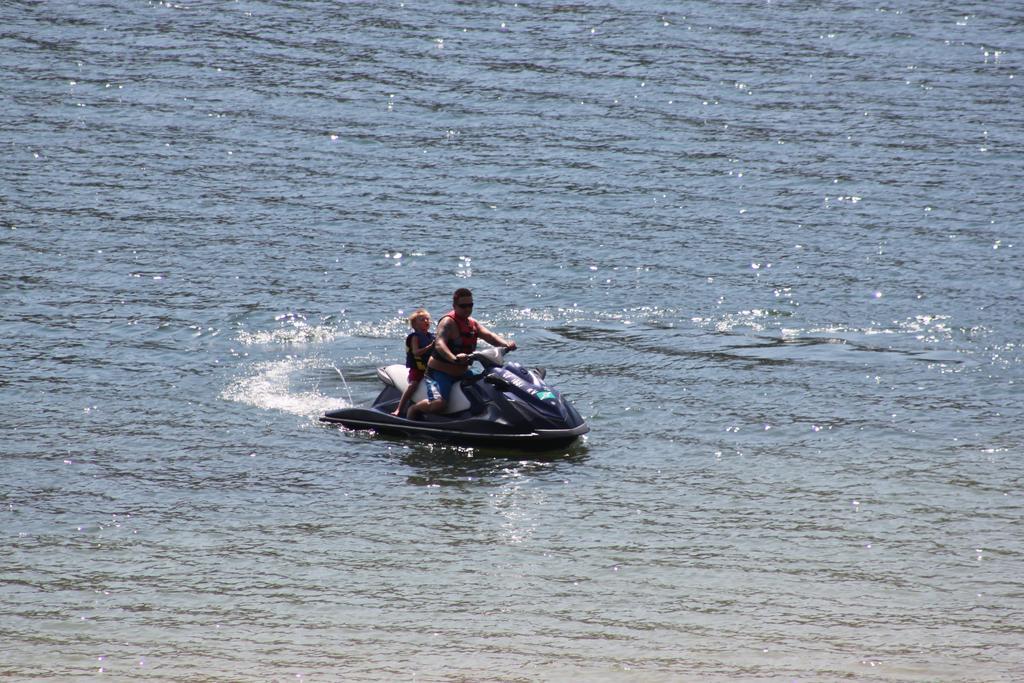 The Pines Resort & Conference Center Bass Lake Exteriér fotografie