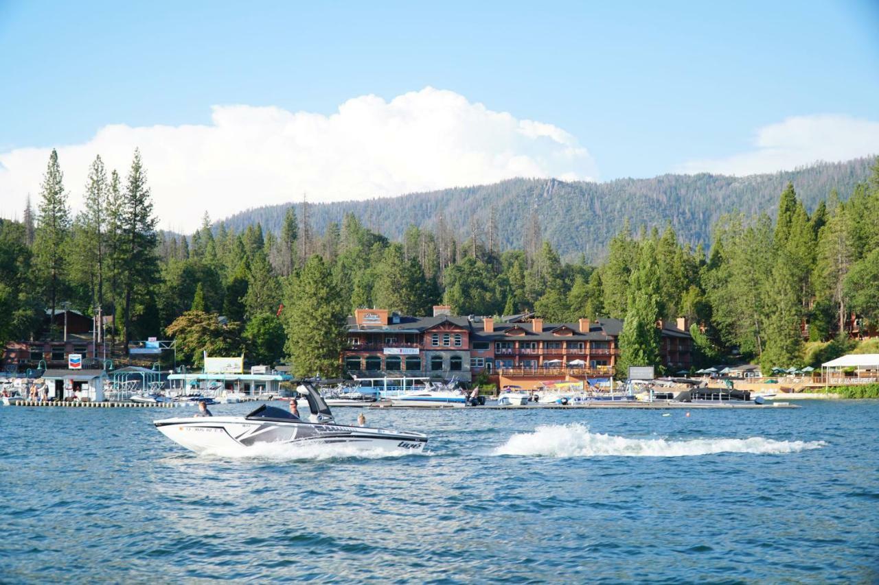 The Pines Resort & Conference Center Bass Lake Exteriér fotografie